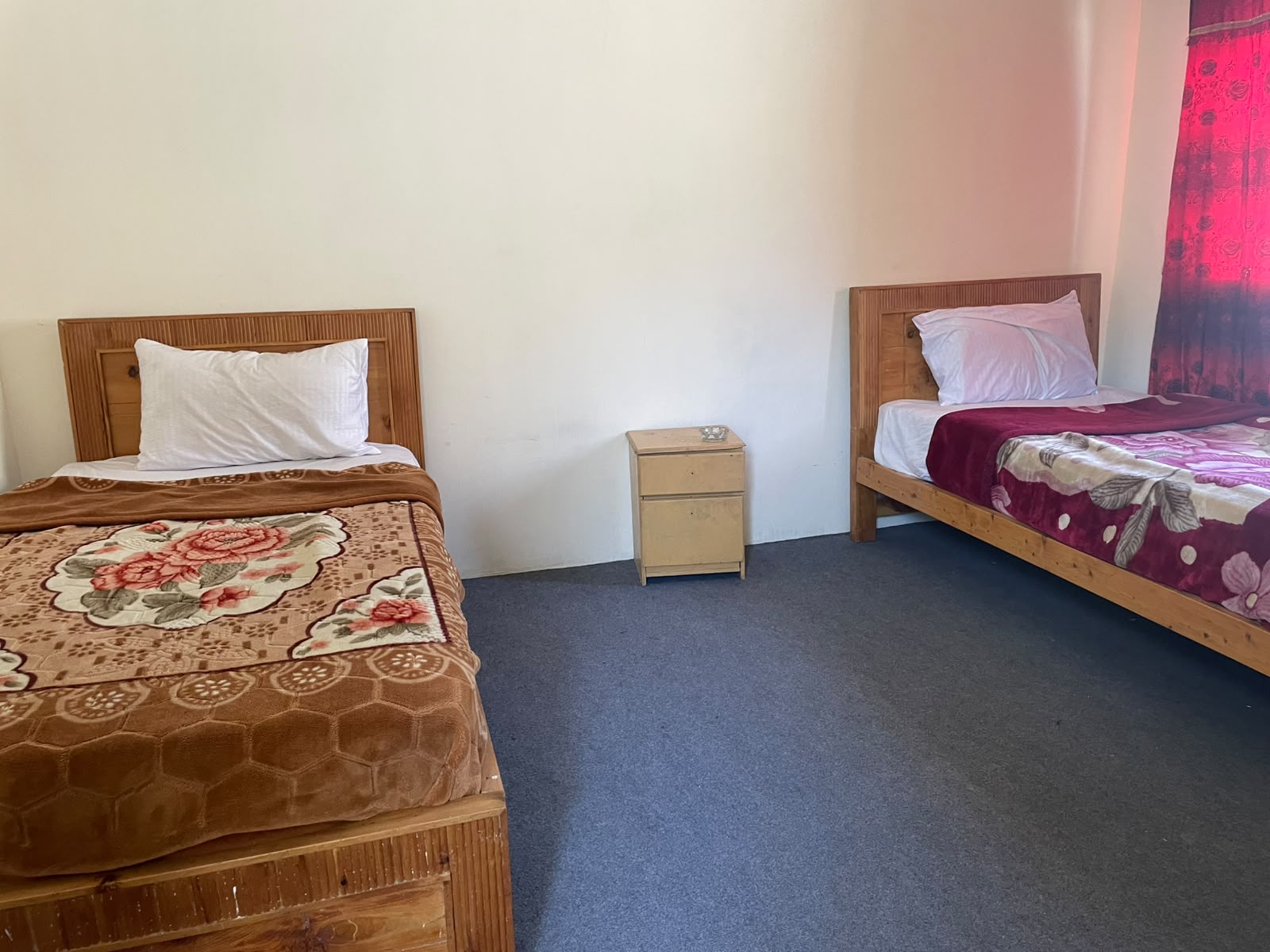 Room1
